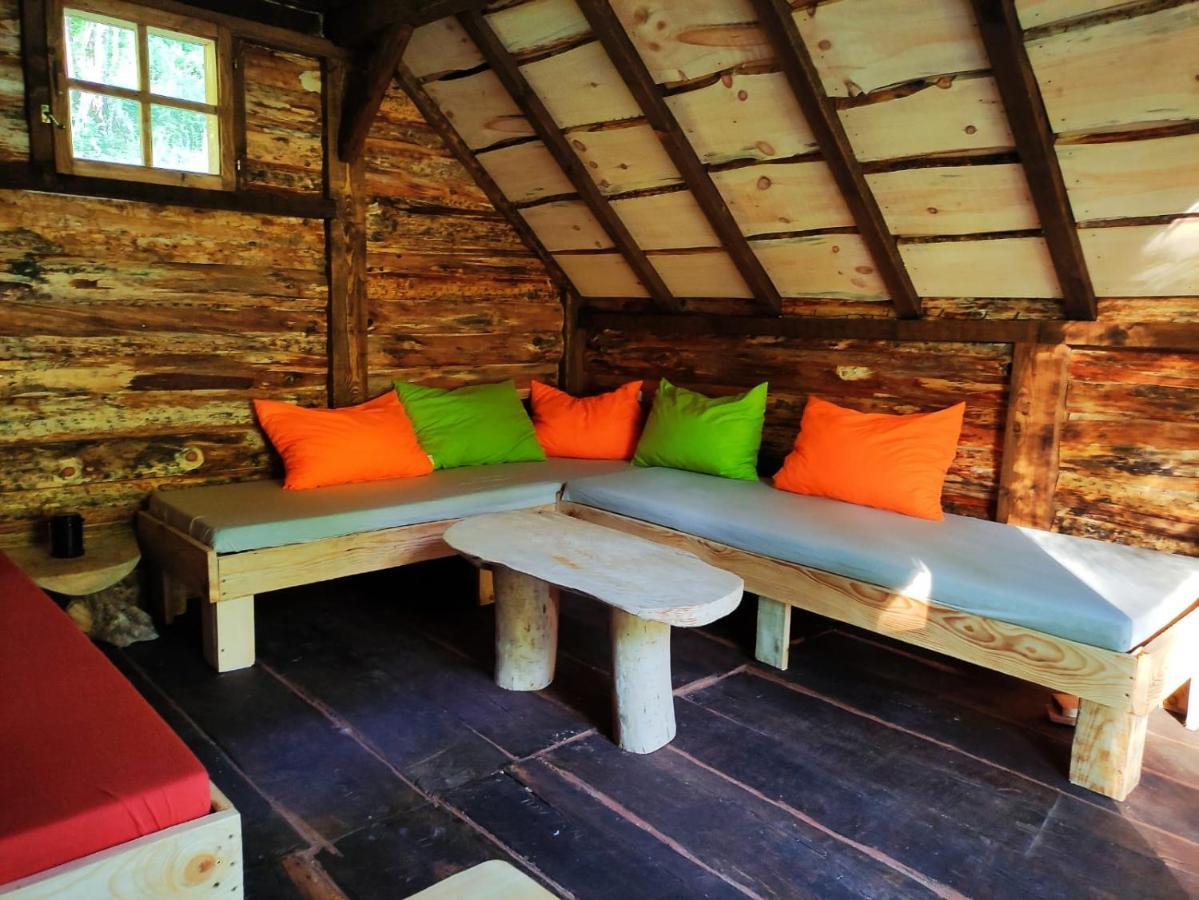 Kolibe - Robinson Camp Kupa Hotel Netretic Eksteriør billede